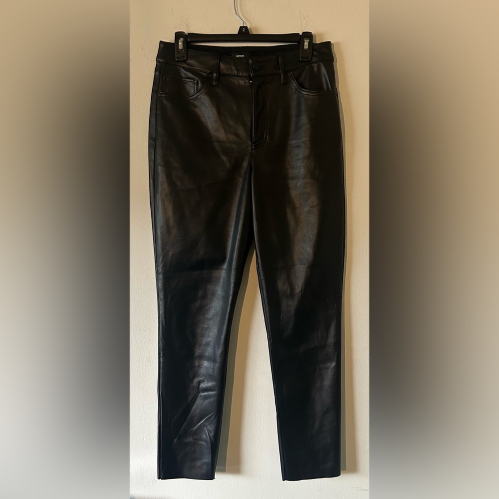 Express “90s Skinny” High Rise Black Leather Pants